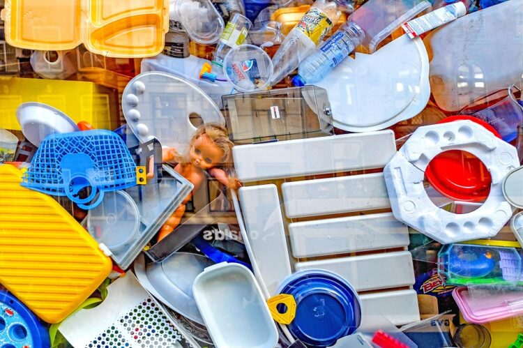 Revolutionizing Recycling: The Path to Sustainable Living